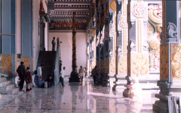 verandah-adimai600