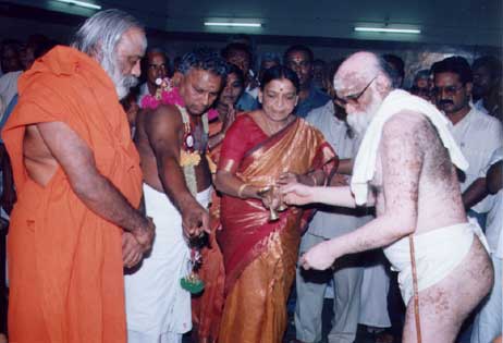 Adimai Rajagopalan Kalavai