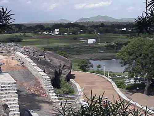 Road to Rathinagiri hilltop under construction